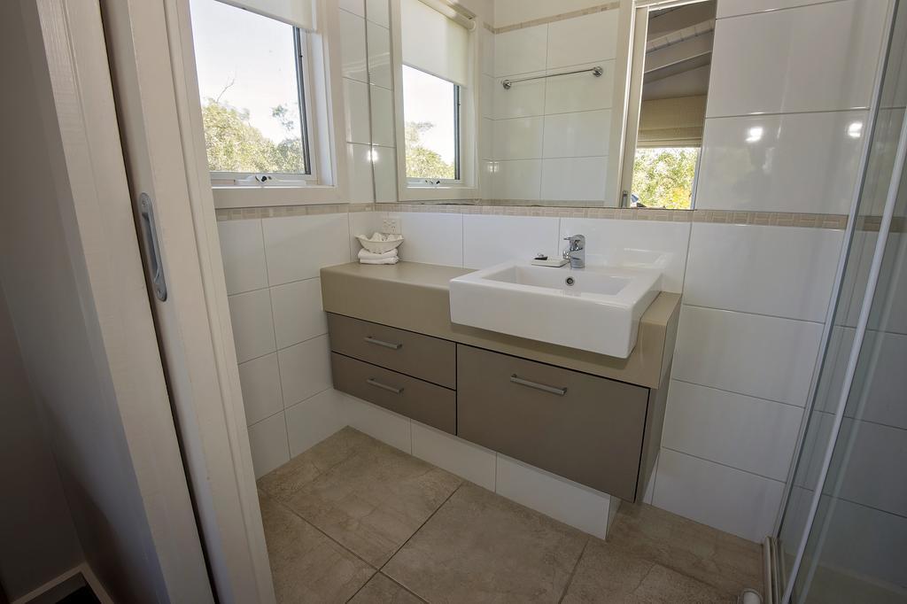 The Lakes Beachfront Holiday Park Lake Tyers Beach Екстер'єр фото