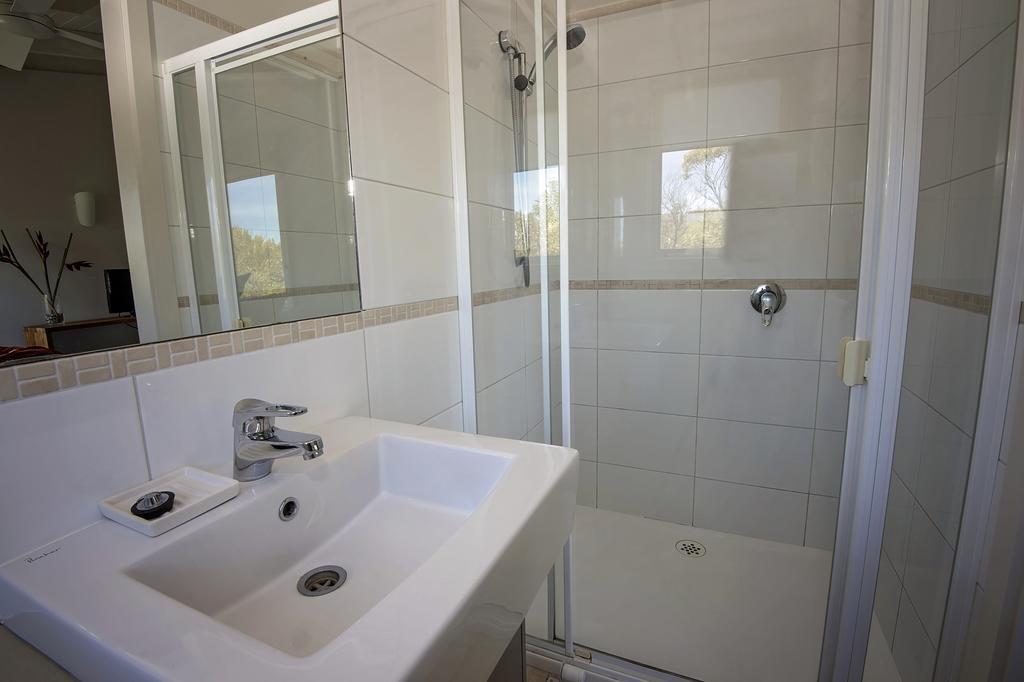 The Lakes Beachfront Holiday Park Lake Tyers Beach Екстер'єр фото