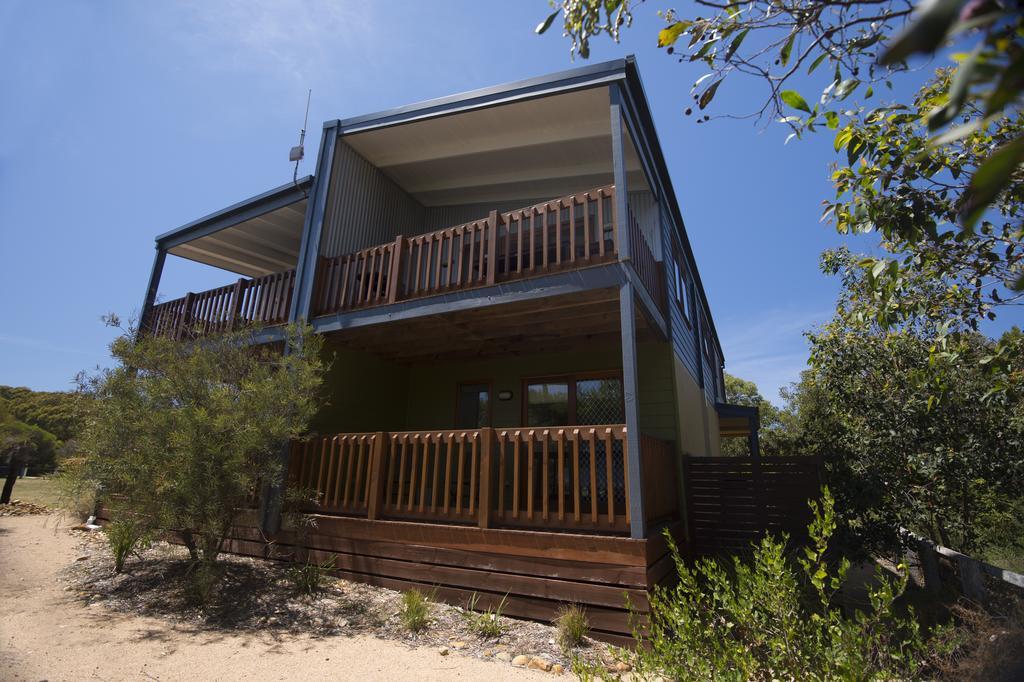 The Lakes Beachfront Holiday Park Lake Tyers Beach Екстер'єр фото